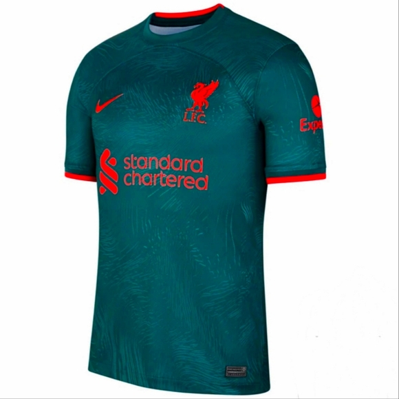 Liverpool kit 2022 - Picture 1 of 1